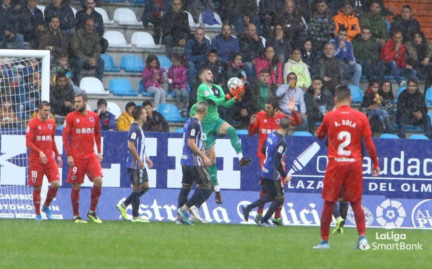 Fotos: Las imágenes del Deportiva-Numancia