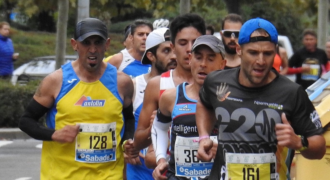 León se ha convertido de nuevo en el escenario para una gran cita del atletismo. Brillantes 10 kilómetros en la ciudad.