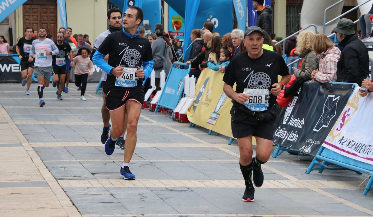 Fotos: La meta de los 10km Ciudad de León