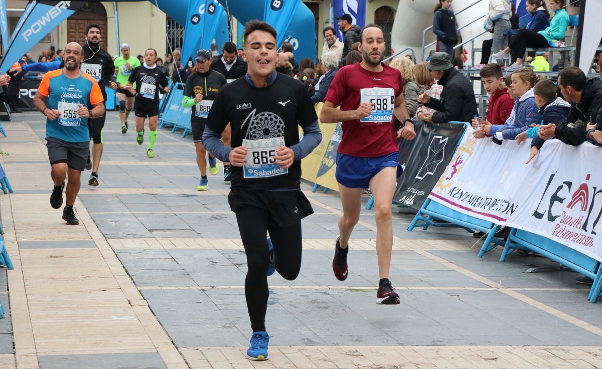 Fotos: La meta de los 10km Ciudad de León