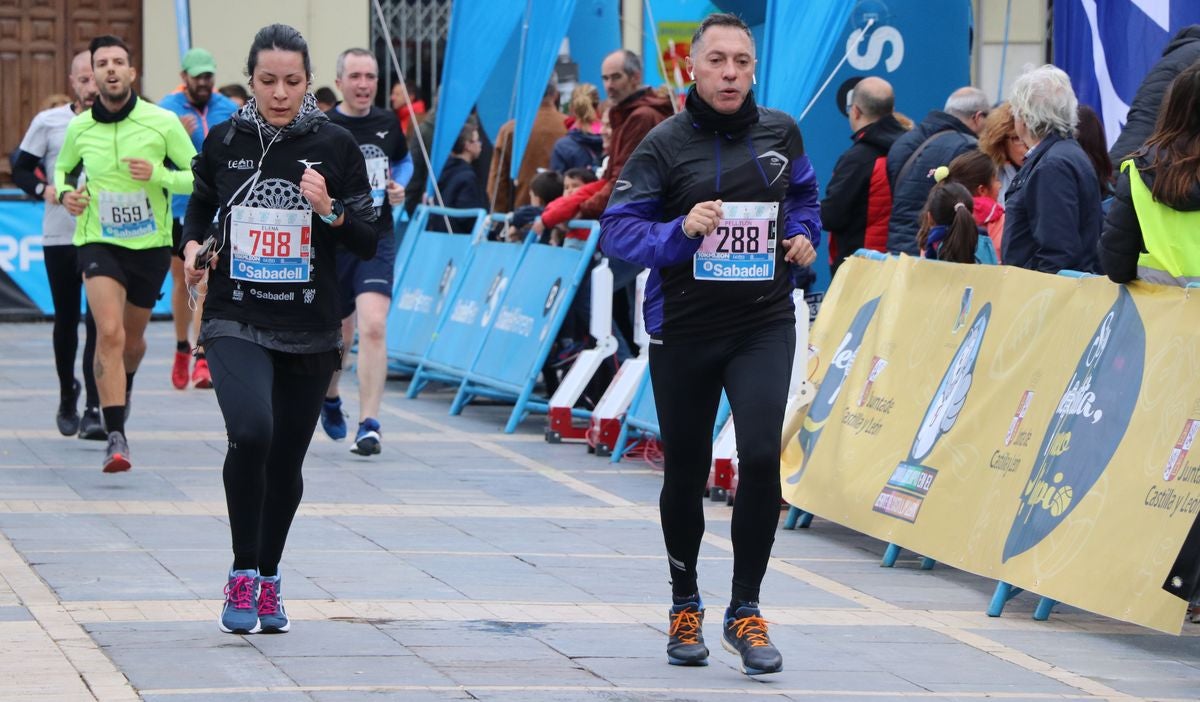 Fotos: La meta de los 10km Ciudad de León