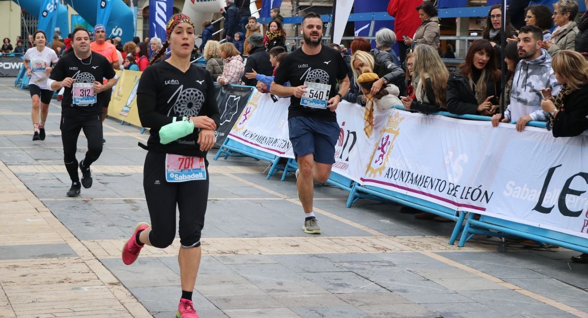 Fotos: La meta de los 10km Ciudad de León