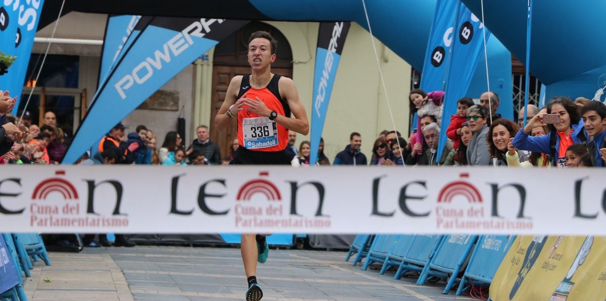 Fotos: La meta de los 10km Ciudad de León