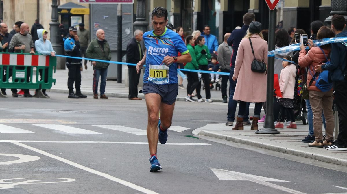 Fotos: Los 10km de León, a su paso por Ordoño II