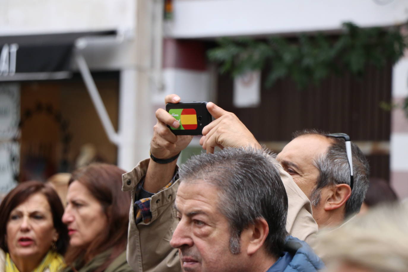 Fotos: Concentración en León en apoyo a los miembros de la Policía Nacional desplegados en Cataluña