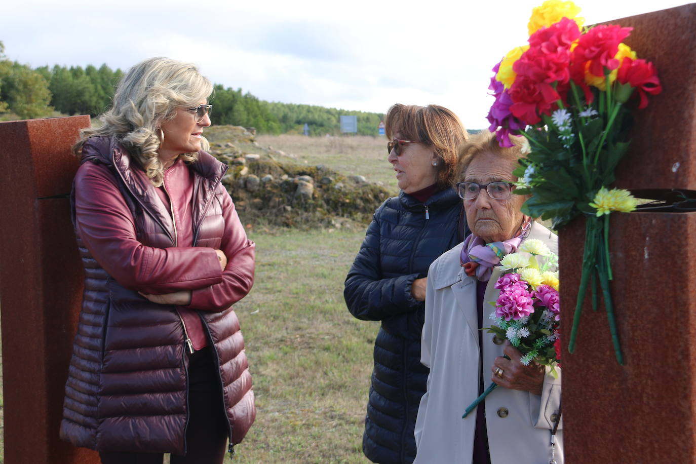 Fotos: Homenaje del PSOE de León a los represaliados