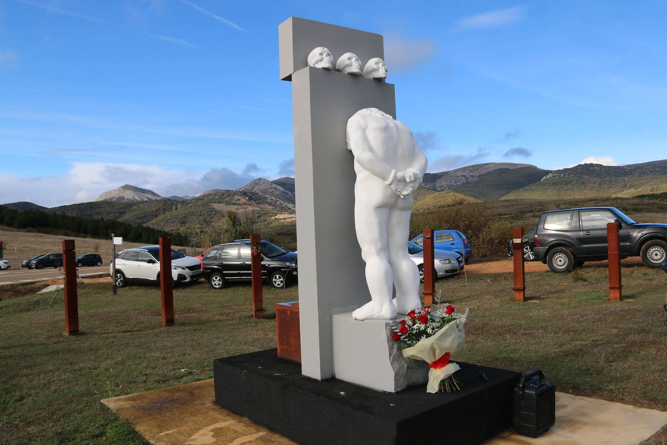 Fotos: Homenaje del PSOE de León a los represaliados