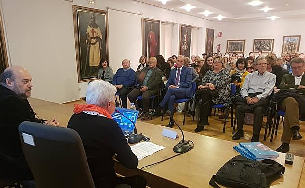 Salón de los Reyes del Ayuntamiento de León.