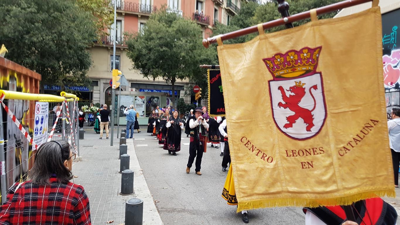 León pierde una de sus mejores embajadas y cierra la 'Casa de León' en Barcelona por la falta de apoyo institucional. En las fotografías, actos conmemorativos en 2018.