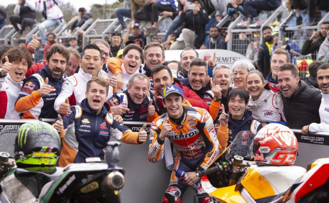 Márquez busca cerrar el año perfecto para Honda