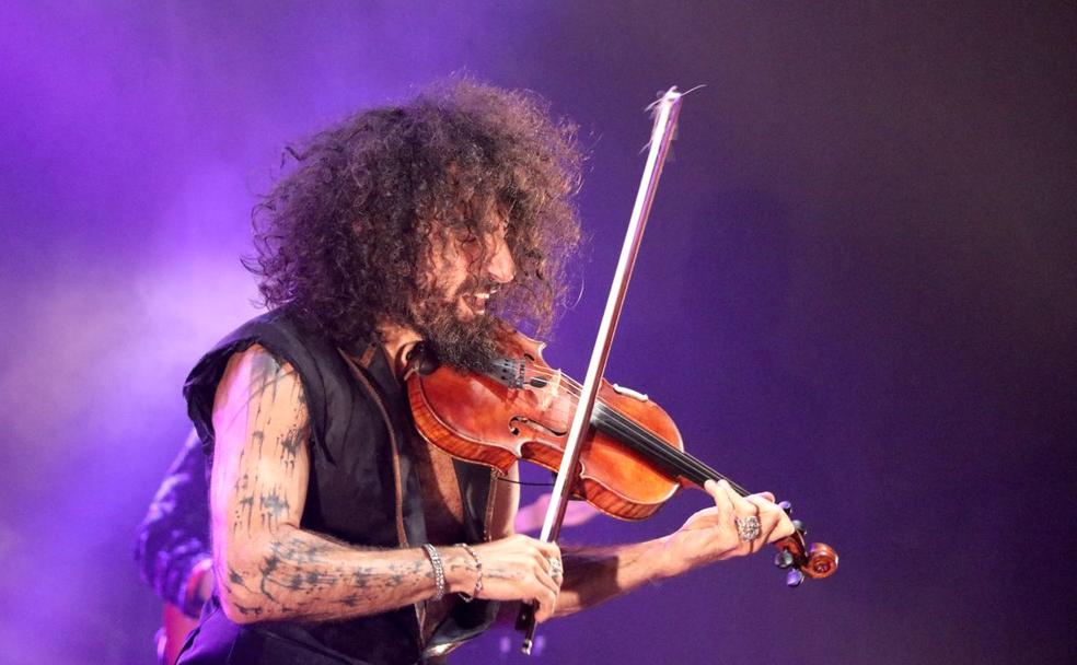 Ara Malikian durante su concierto en León. 