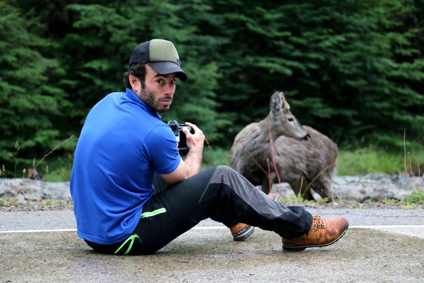 Exluchador de lucha leonesa, judoka, apasionado y viajero el leonés David Flecha edita 'América fotografiada', el libro que resume un intenso viaje de 25.000 kilómetros desde Ushuaia (Argentina) hasta Alaska. En el punto de partida el objetivo solo era «conseguir que mis amigos viajaran conmigo»