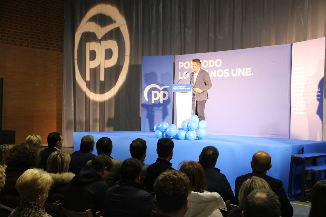 Fotos: Cierre de campaña del PP de León