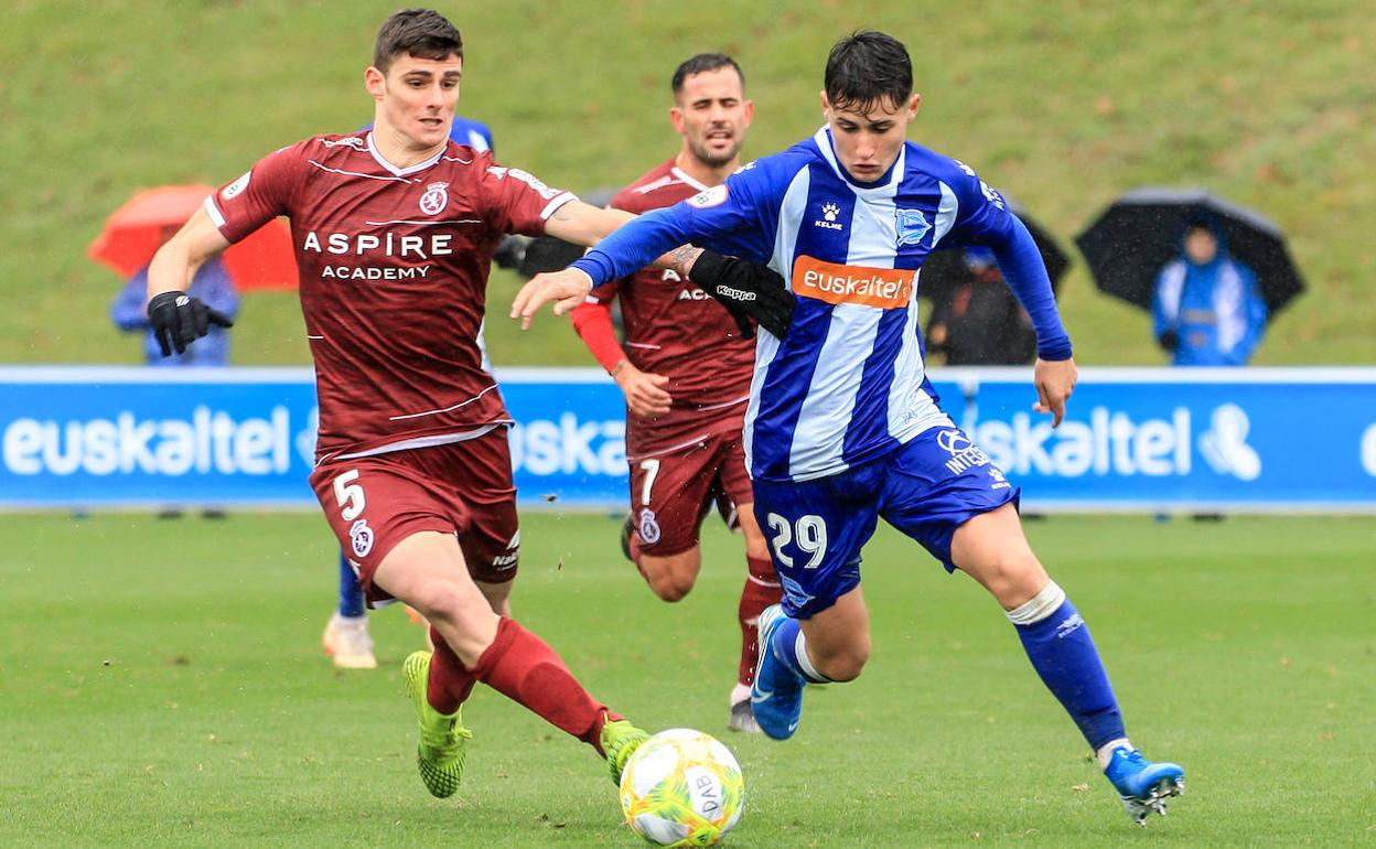 Éric Montes, en el partido ante el Alavés B.