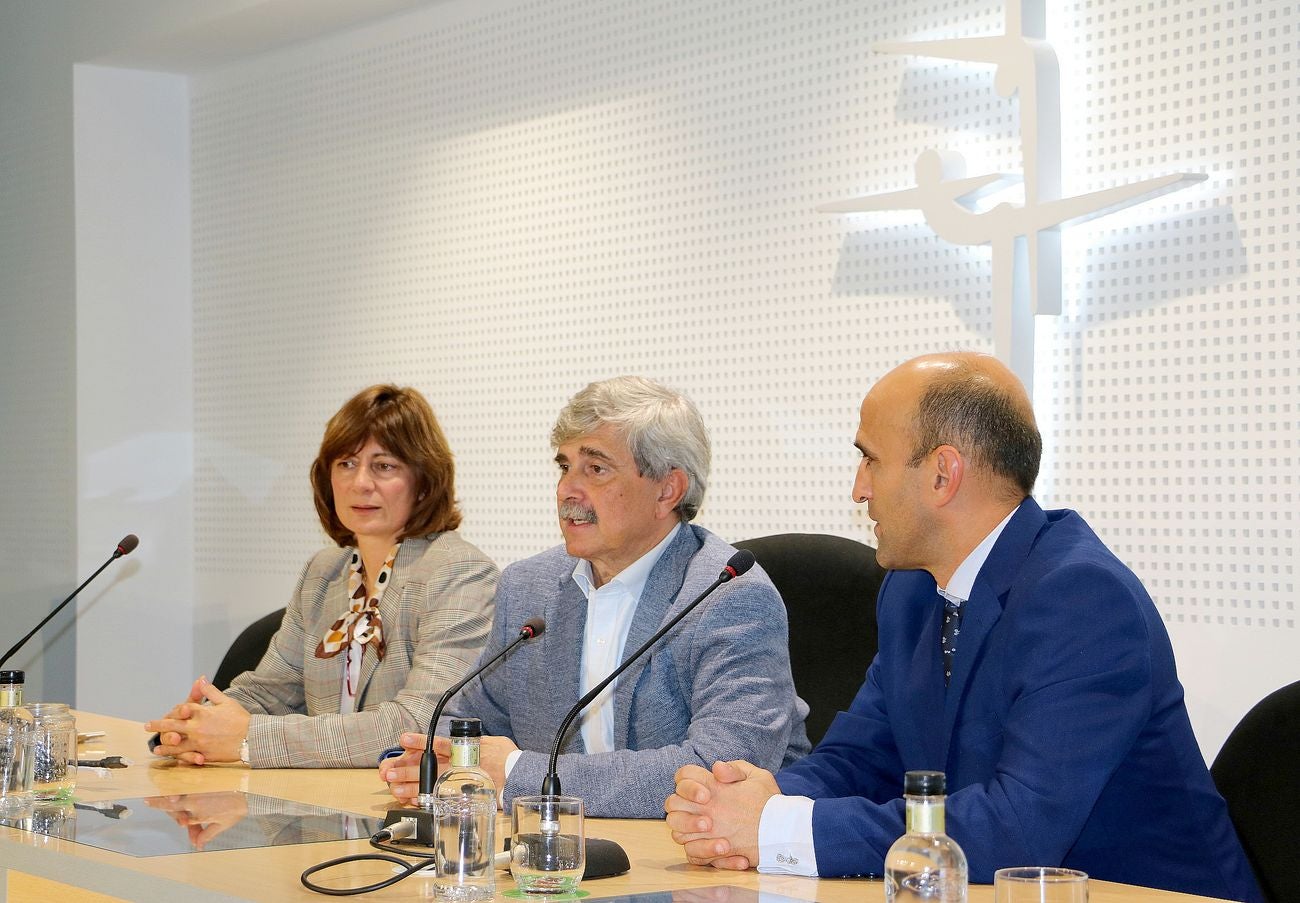 Un instante de la inauguración del nuevo salón.