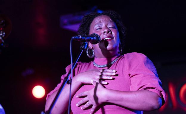 La cantante Indra Rios-Moore, durante su presentación en el festival Woman in Jazz, en Madrid