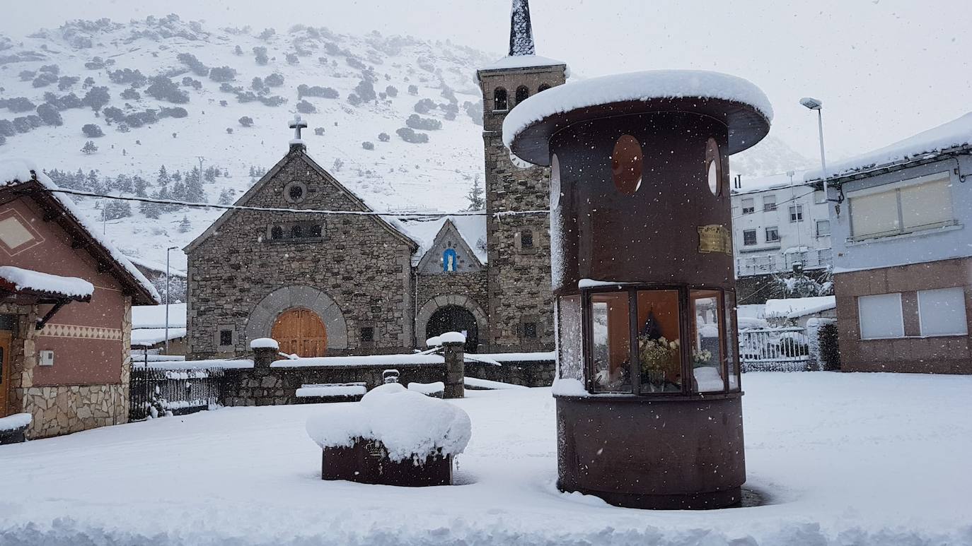 Fotos: La provincia se tiñe de blanco