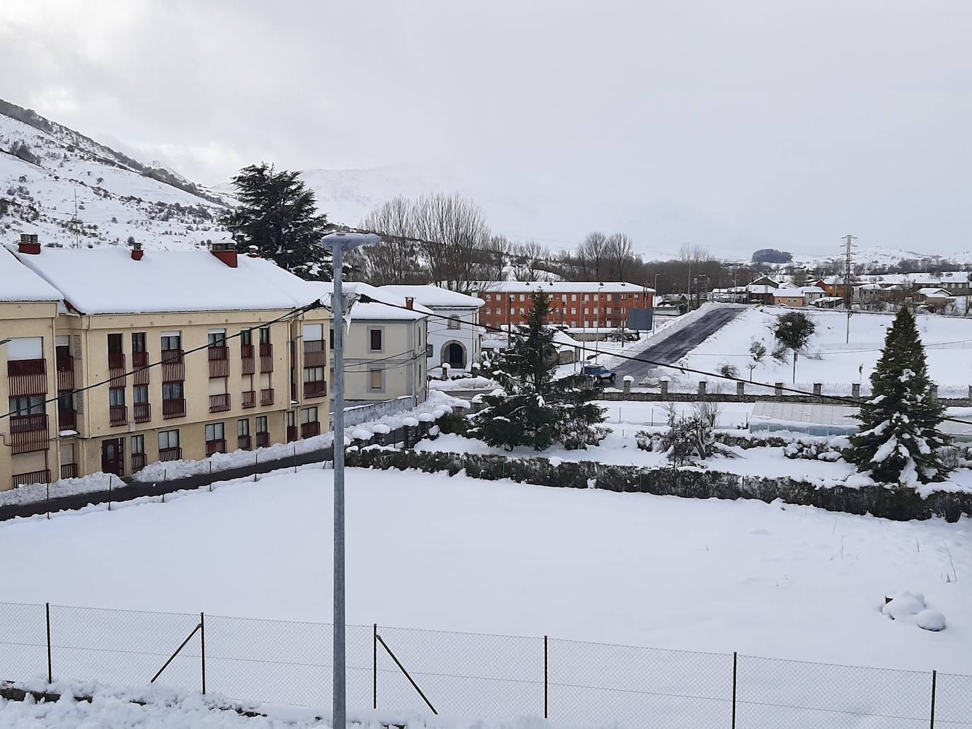 Fotos: Un paisaje invernal en León