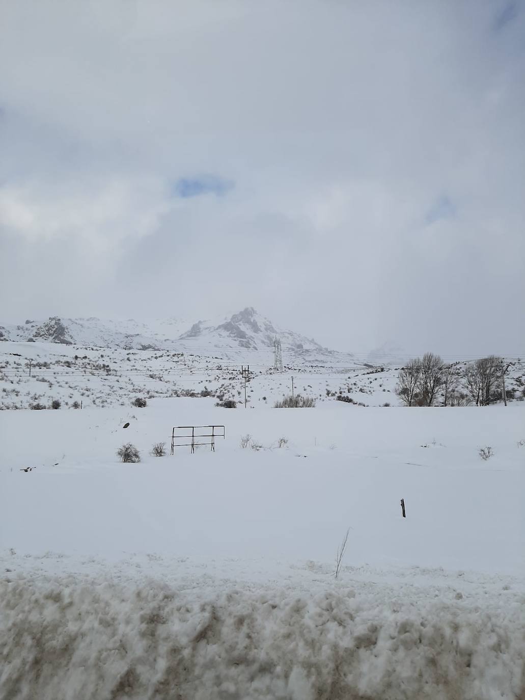 Fotos: Un paisaje invernal en León