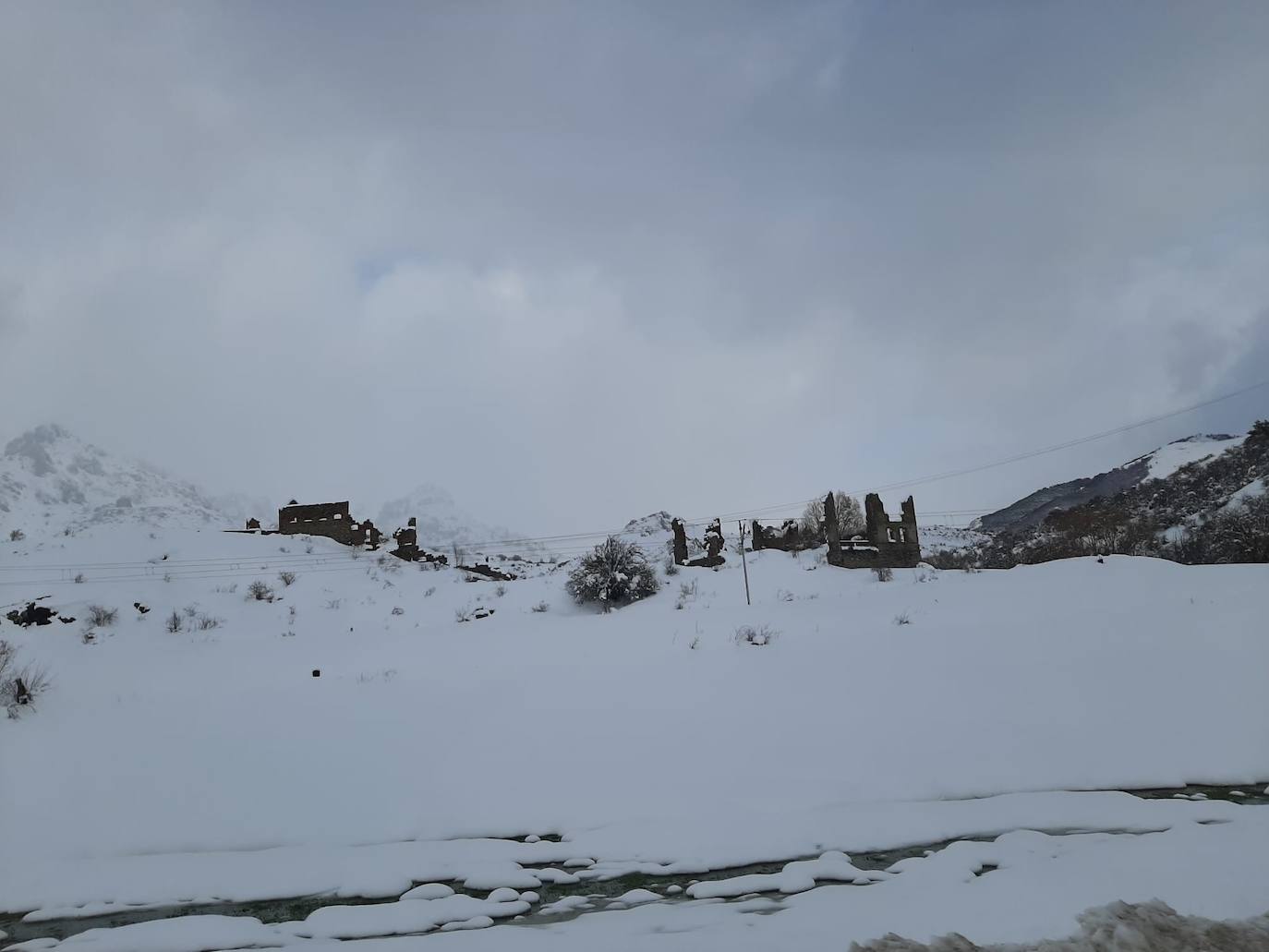 Fotos: Un paisaje invernal en León