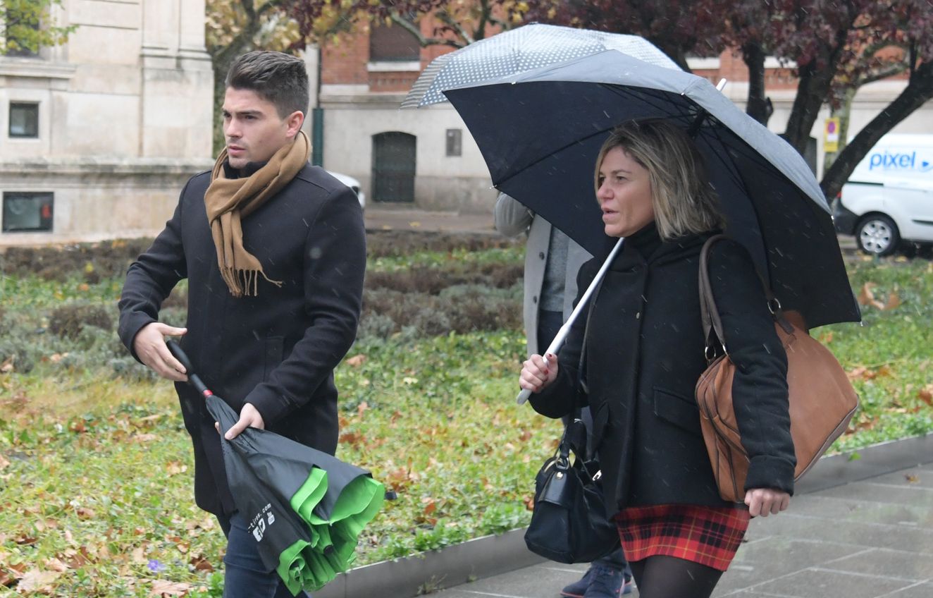 Arranca la segunda sesión del juicio del 'caso Arandina' con las declaraciones de la menor y sus padres.