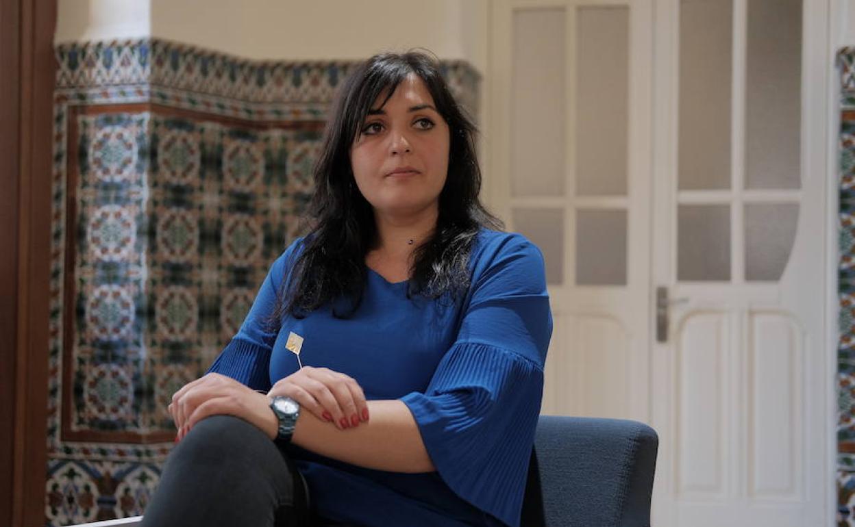 Imagen de la activista Amelia Tiganus.