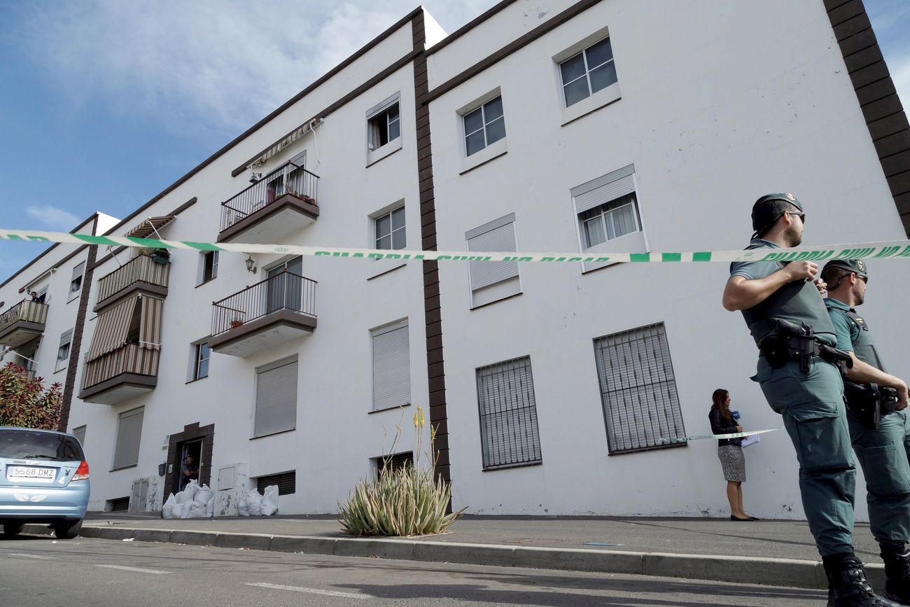 Una joven leonesa es asesinada en Tenerife por su pareja sentimental.