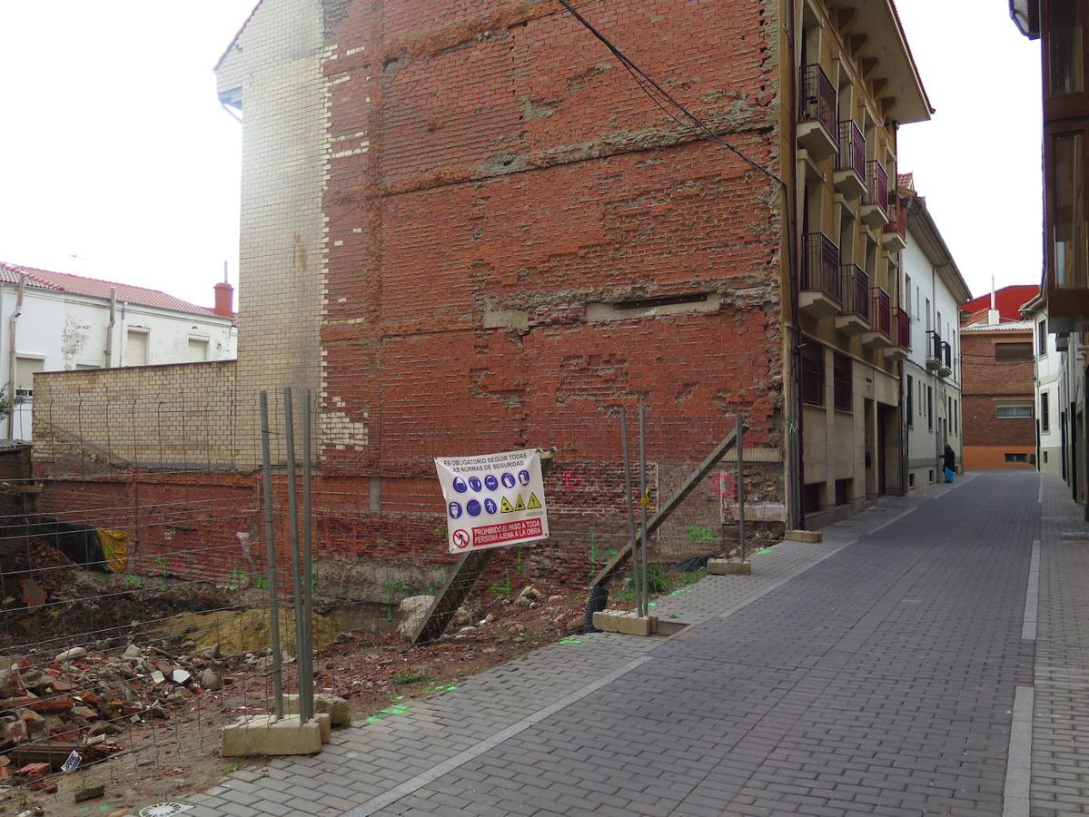 La nueva vecina de El Ejido: una llamativa grúa de 40 metros levantará un nuevo hotel en Panaderos