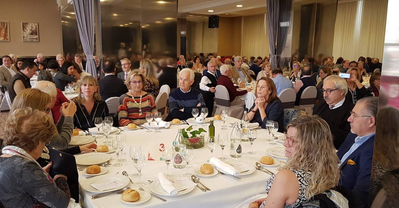 Fotos: Clausura de la Quincena Cultural de la Casa de León en A Coruña