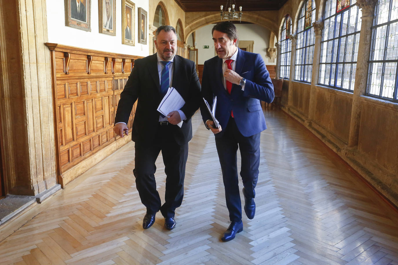 Fotos: Reunión de trabajo entre el presidente de la Diputación de León y el consejero de Fomento