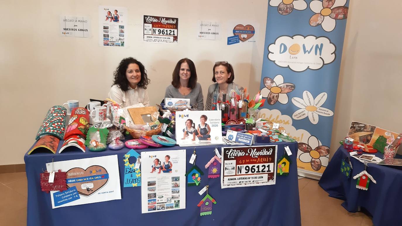 Fotos: El mercadillo solidario llega a Espacio León