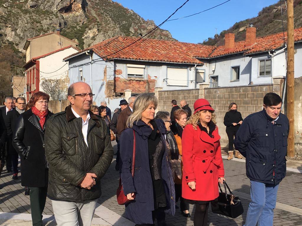 Fotos: Santa Lucía de Gordón celebra Santa Bárbara