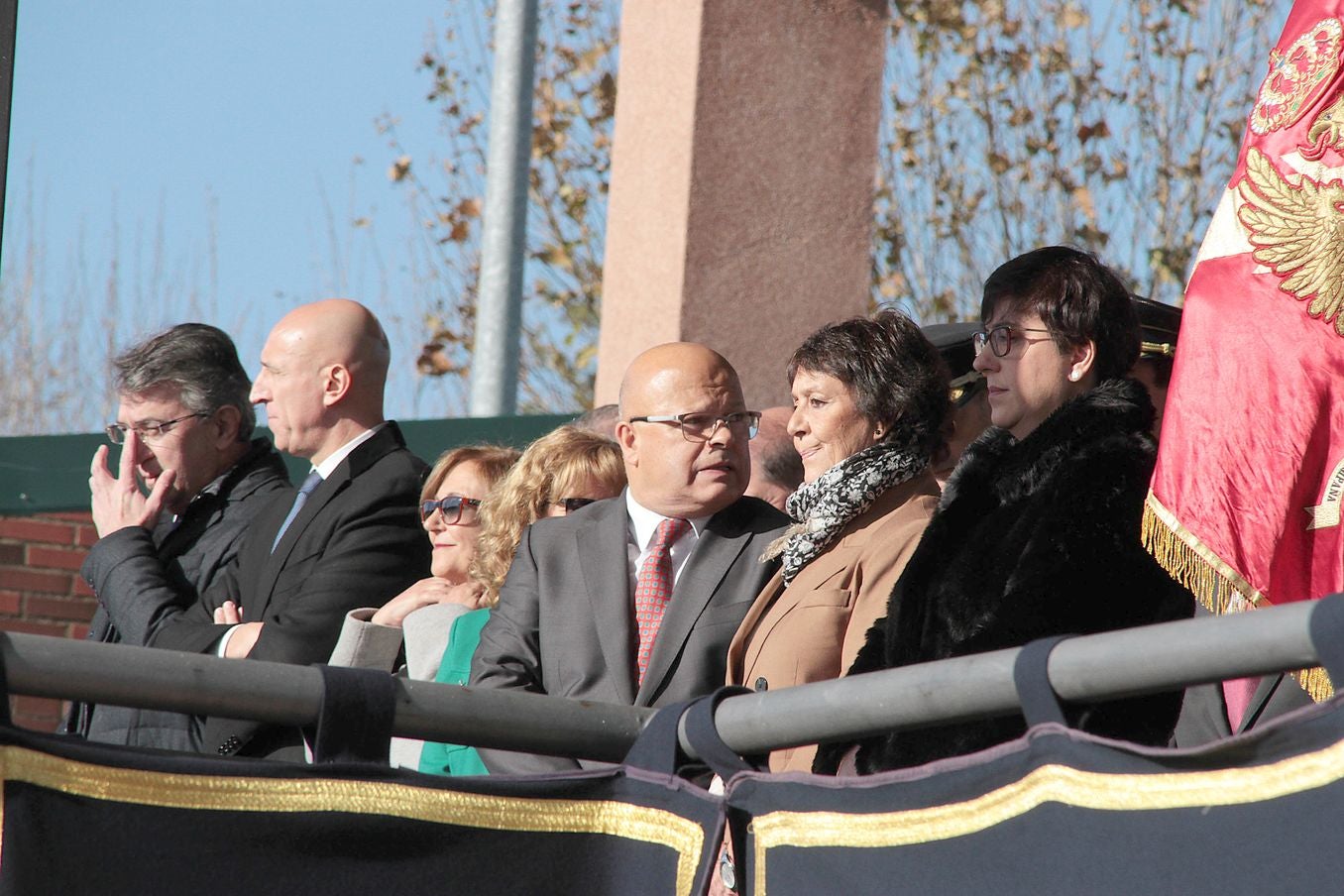 La base Conde de Gazola acoge el tradicional homenaje a Santa Bárbara.