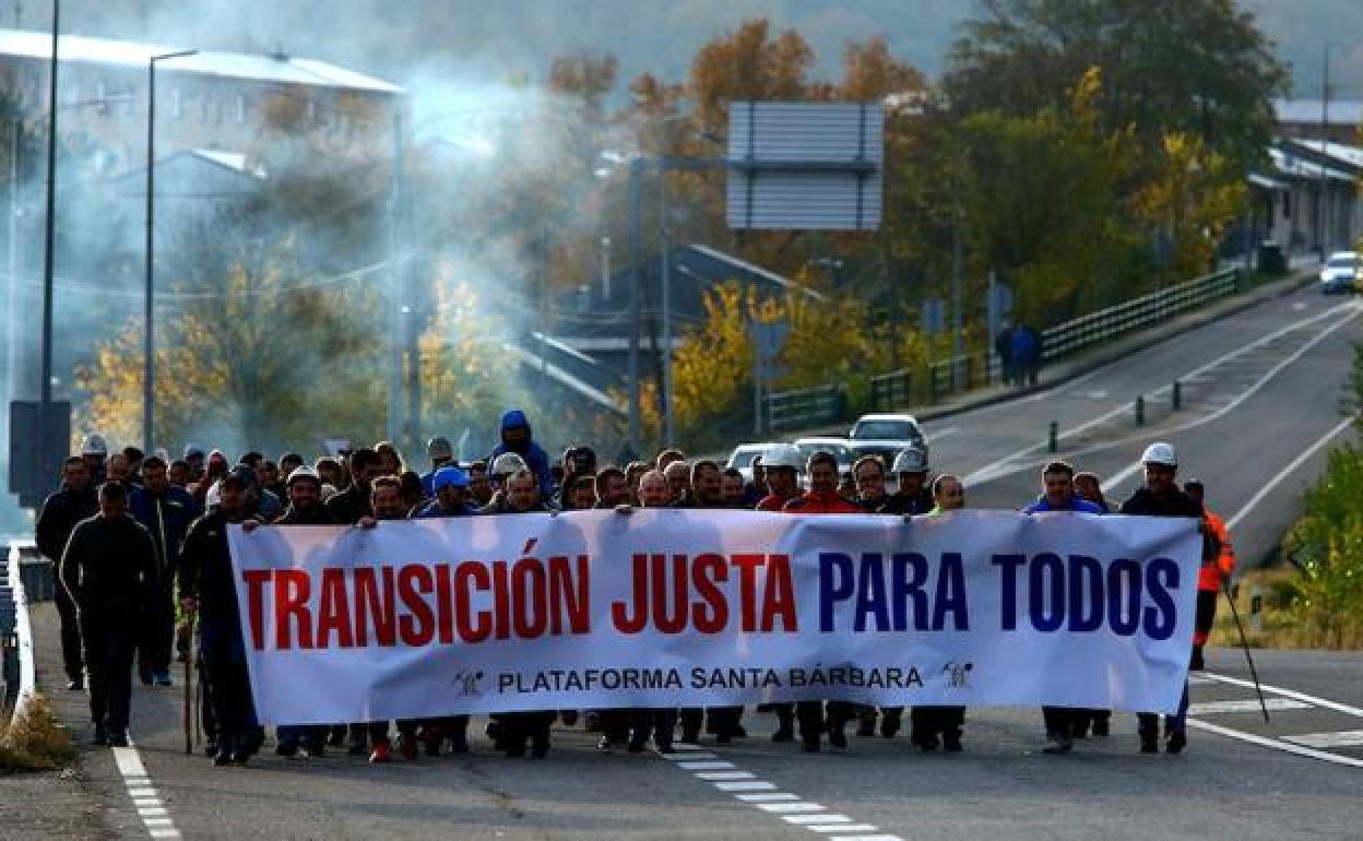 Portestas mineras por una transición justa.