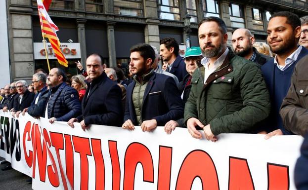 Ciudadanos planta a Vox y al PP en la manifestación en Barcelona