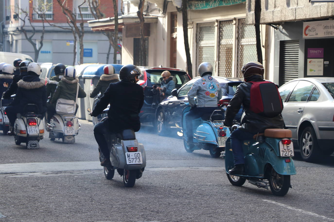 Fotos: Scooters y Lambrettas toman el Espacio Vías