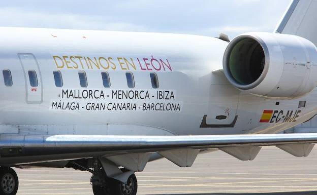 Uno de los aviones que operan en León. 