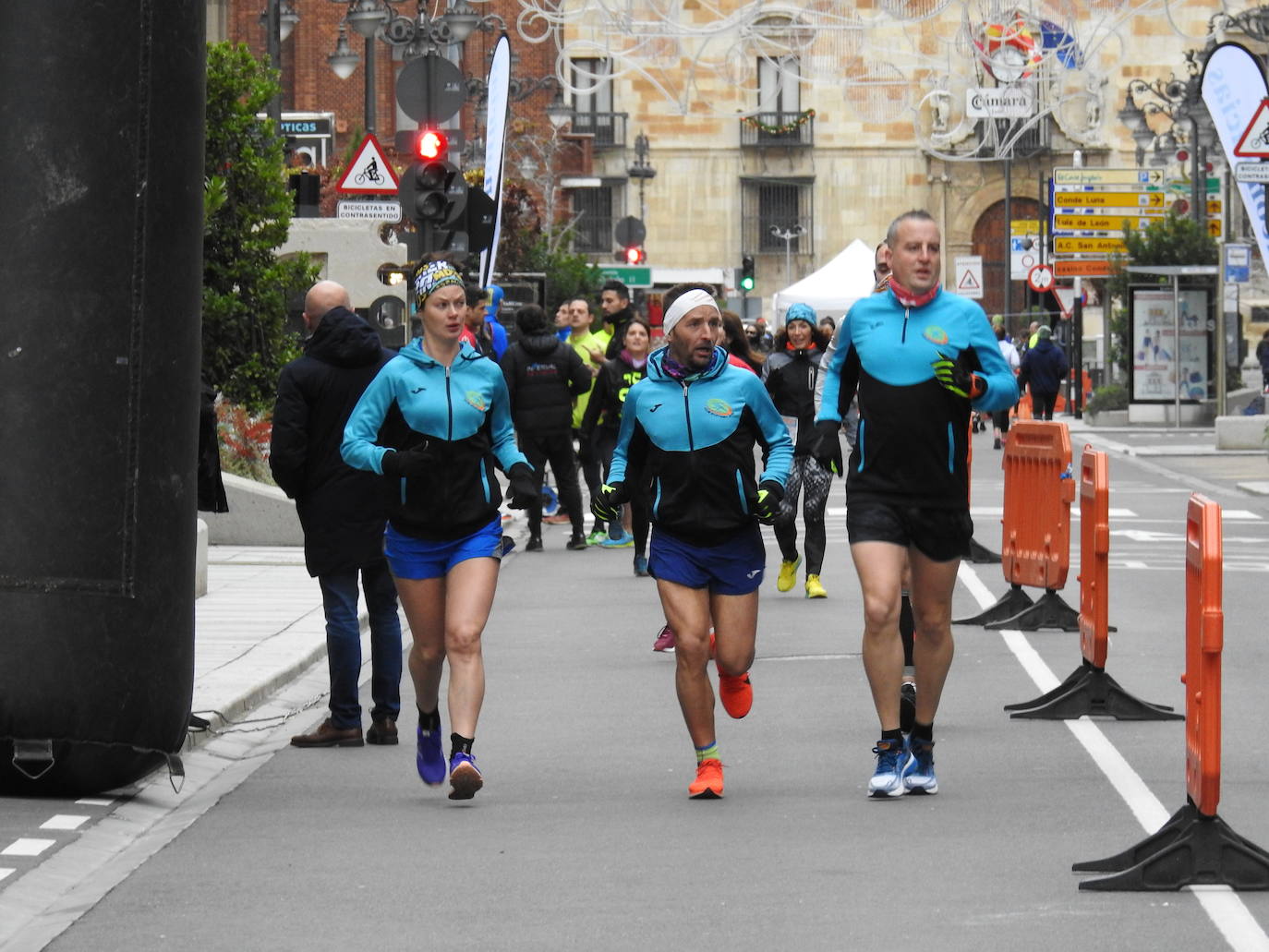 Más de 250 participantes se citan en la II Carrera de las Empresas con Ordoño II como perfecto circuito.