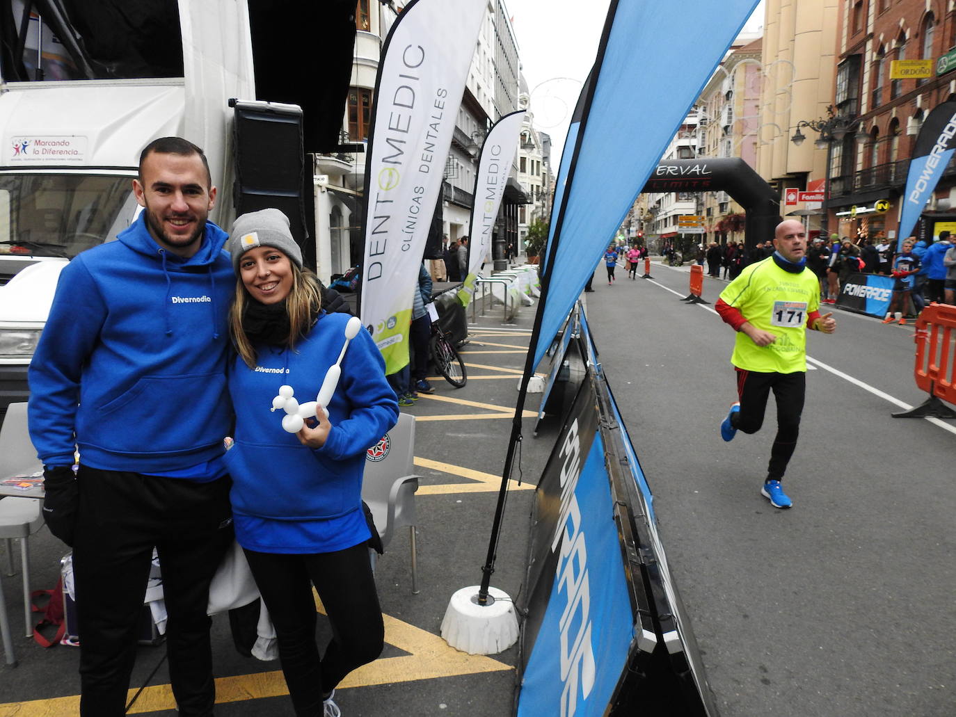 Más de 250 participantes se citan en la II Carrera de las Empresas con Ordoño II como perfecto circuito.