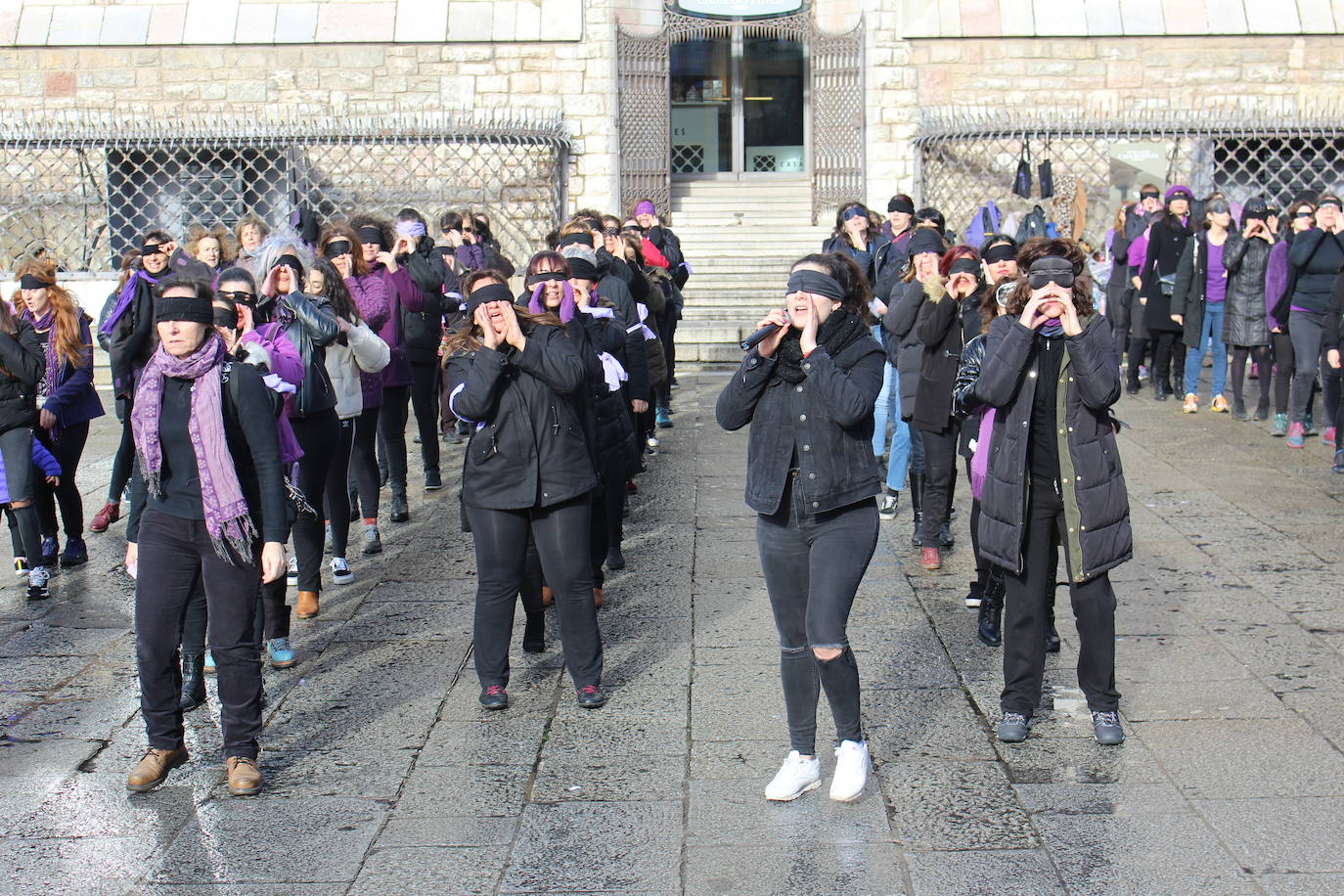 Fotos: Coreografía de &#039;Un violador en tu camino&#039; en León