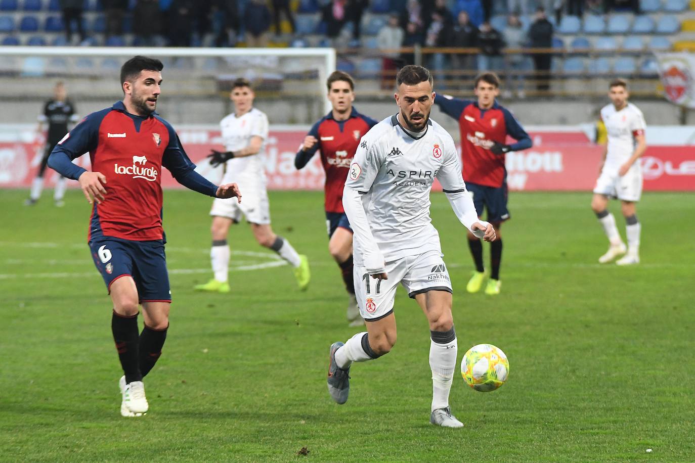 Fotos: Las mejores imágenes del Cultural - Osasuna B