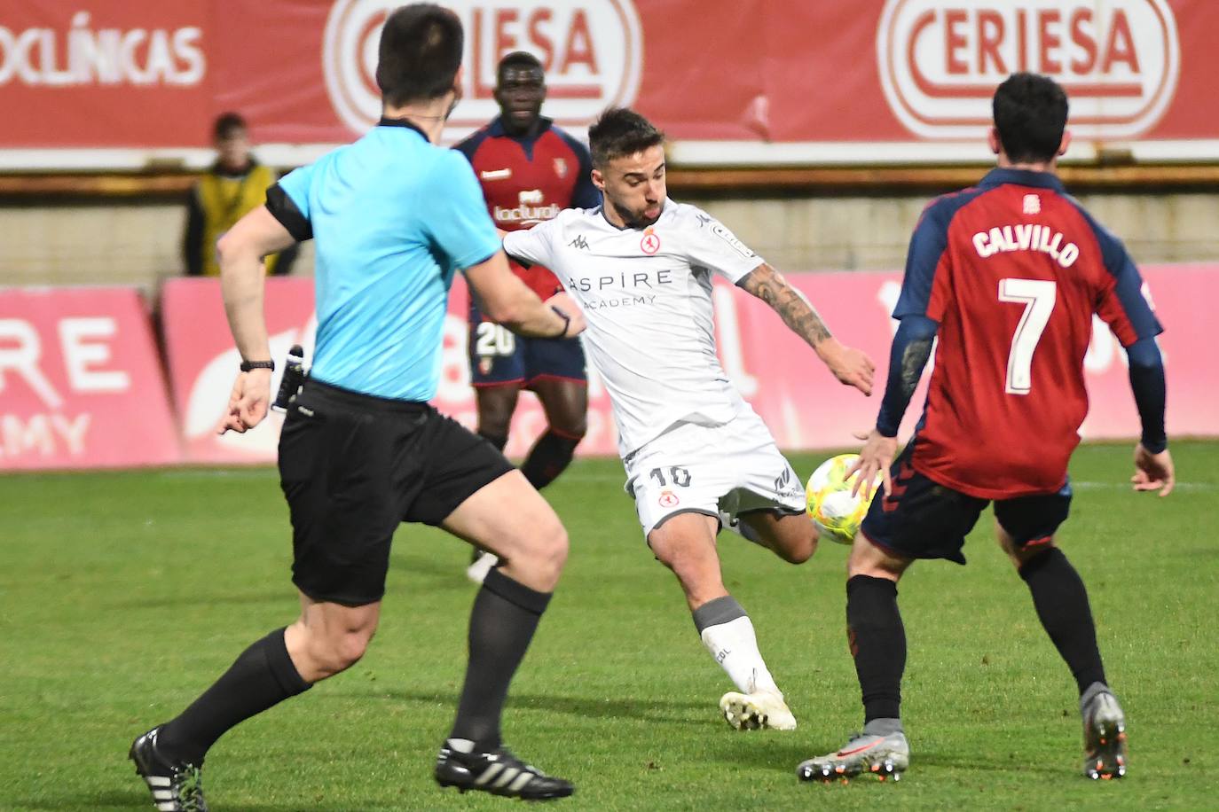 Fotos: Las mejores imágenes del Cultural - Osasuna B