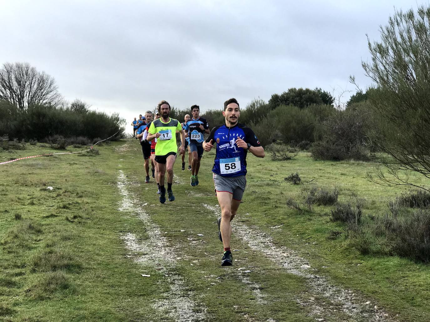Fotos: Las mejores imágenes del Cross Navideño de Lorenzana