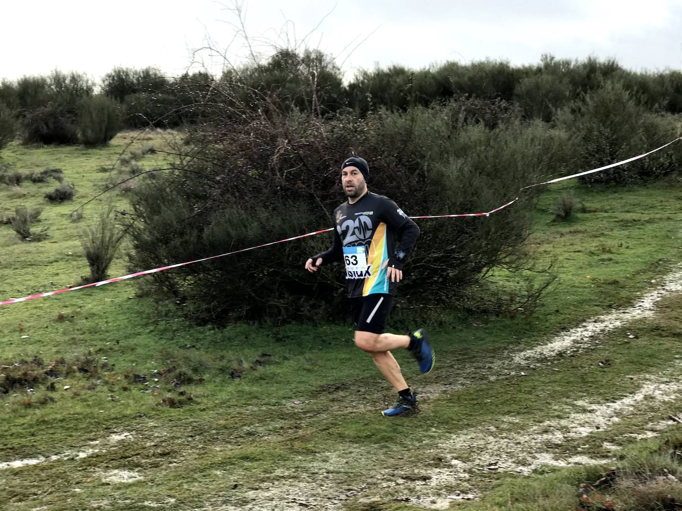 Fotos: Las mejores imágenes del Cross Navideño de Lorenzana