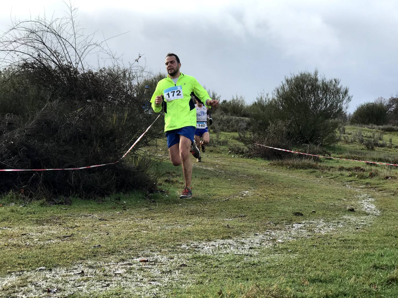 Fotos: Las mejores imágenes del Cross Navideño de Lorenzana