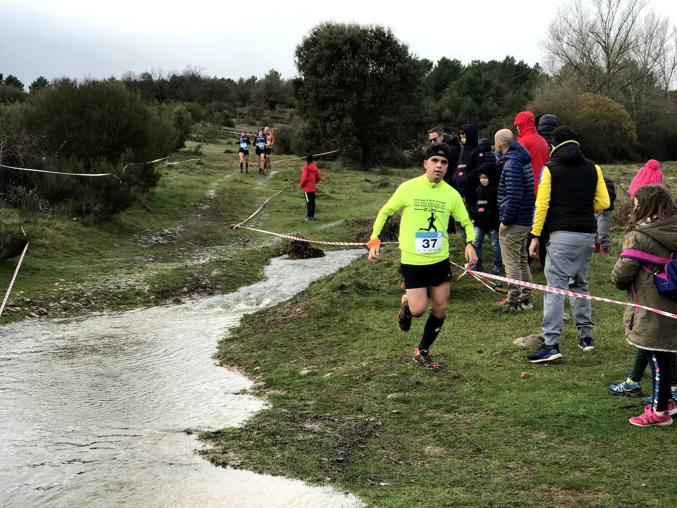 Fotos: Las mejores imágenes del Cross Navideño de Lorenzana