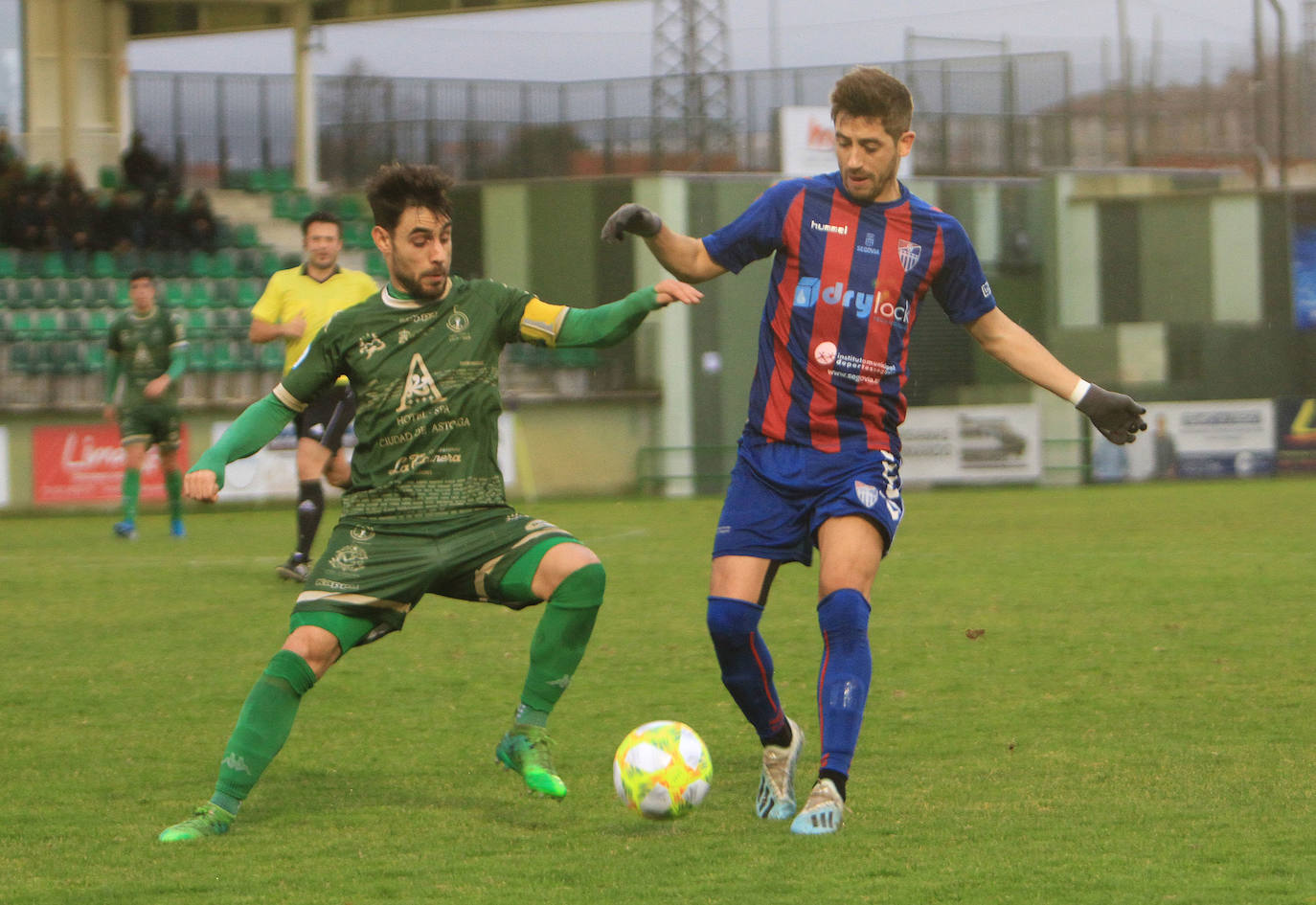 Fotos: Partido entre la Segoviana y el Astorga