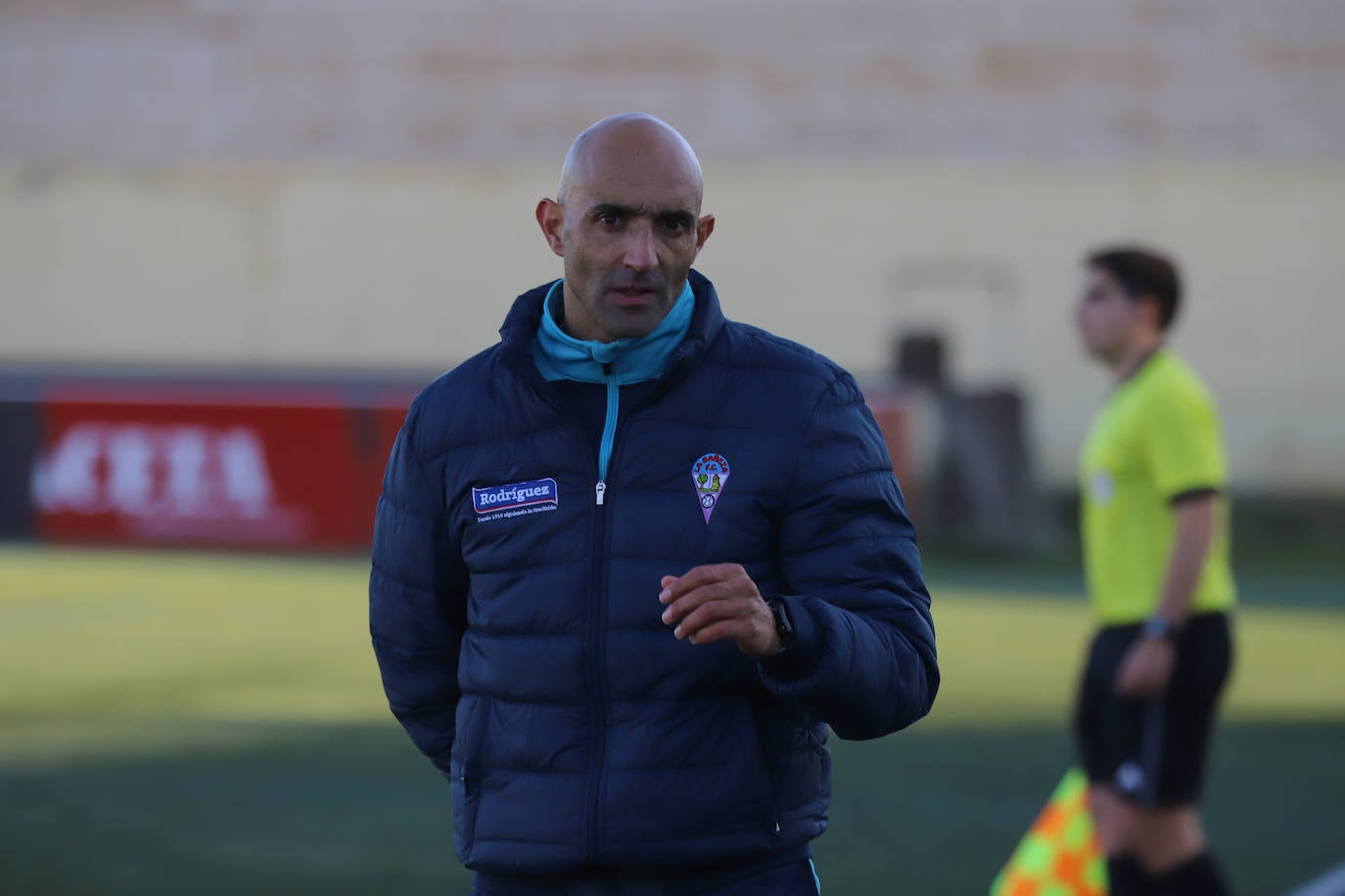 Fotos: Empate entre el Santa Marta y La Bañeza