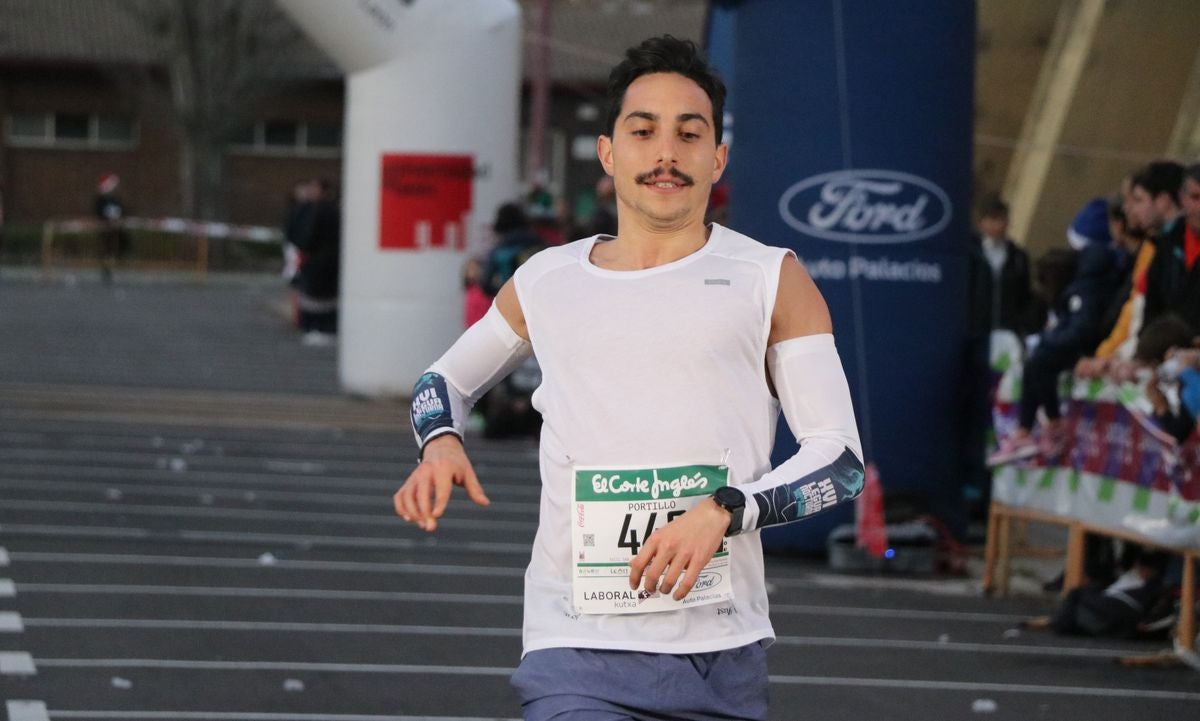 Jorge Blanco fue el vencedor de la San Silvestre de León 2019, seguido de Sergio Alegre y Álvaro Gutiérrez en un recorrido tradicional por la ciudad de 7 kilómetros que finalizó en el aparcamiento del Palacio de los Deportes.