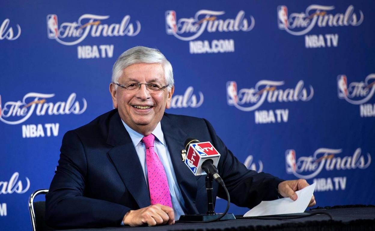 David Stern, durante una rueda de prensa. 